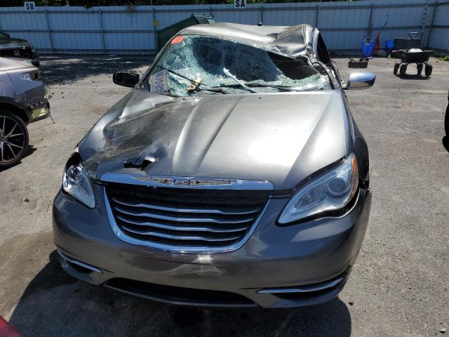 1C3CCBCGXDN513911 - 2013 CHRYSLER 200 LIMITED GRAY photo 5