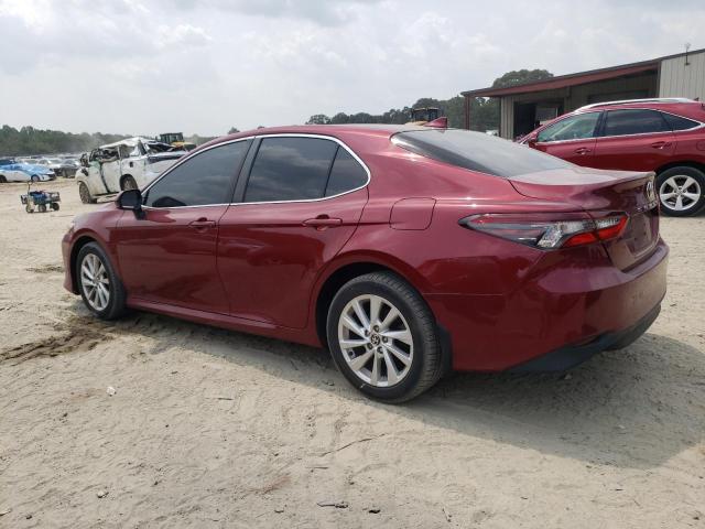 4T1C11AK6MU447362 - 2021 TOYOTA CAMRY LE RED photo 2