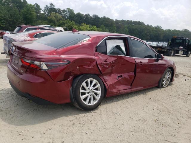 4T1C11AK6MU447362 - 2021 TOYOTA CAMRY LE RED photo 3