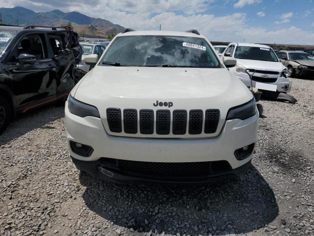 1C4PJMLN2KD417772 - 2019 JEEP CHEROKEE LATITUDE PLUS WHITE photo 5