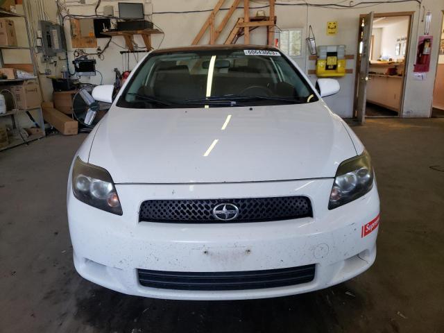 JTKDE167X90284286 - 2009 TOYOTA SCION TC WHITE photo 5