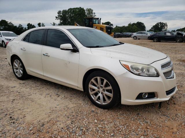 1G11H5SA8DF268256 - 2013 CHEVROLET MALIBU LTZ თეთრი ფოტო 4