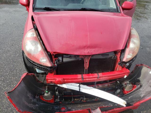 JHMGD38698S033347 - 2008 HONDA FIT SPORT RED photo 11