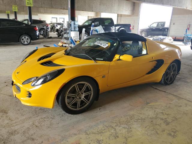 SCCPC11125HL32421 - 2005 LOTUS ELISE YELLOW photo 1