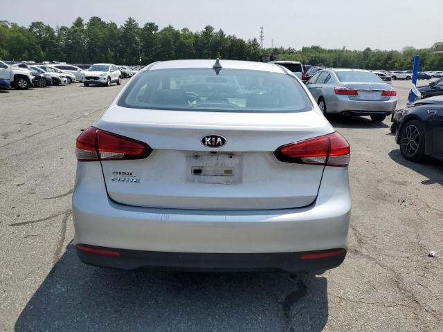 3KPFK4A7XJE264990 - 2018 KIA FORTE LX Gümüş foto 6