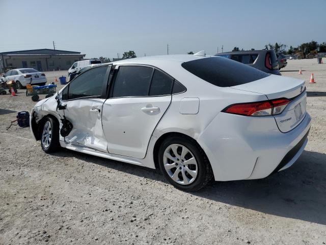 5YFEPRAE9LP099797 - 2020 TOYOTA COROLLA LE WHITE photo 2