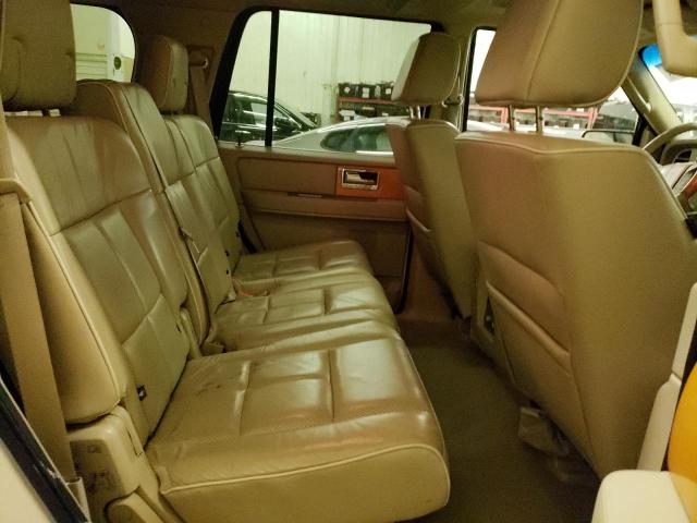 5LMFU28598LJ04306 - 2008 LINCOLN NAVIGATOR 白色 照片 11