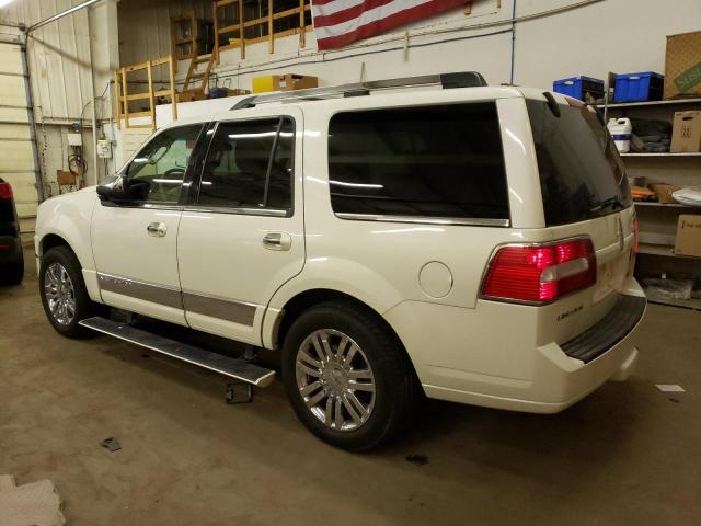 5LMFU28598LJ04306 - 2008 LINCOLN NAVIGATOR 白色 照片 2