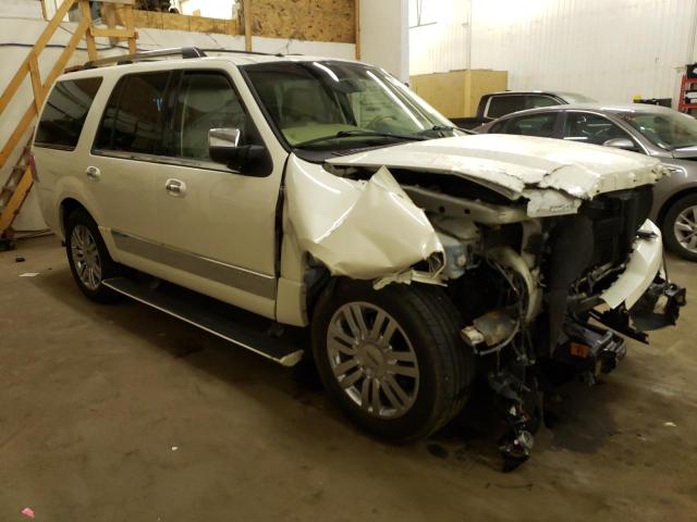 5LMFU28598LJ04306 - 2008 LINCOLN NAVIGATOR 白色 照片 4