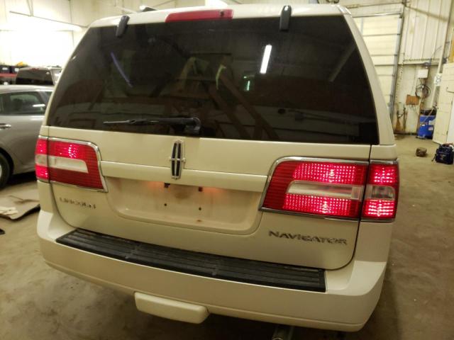 5LMFU28598LJ04306 - 2008 LINCOLN NAVIGATOR 白色 照片 6