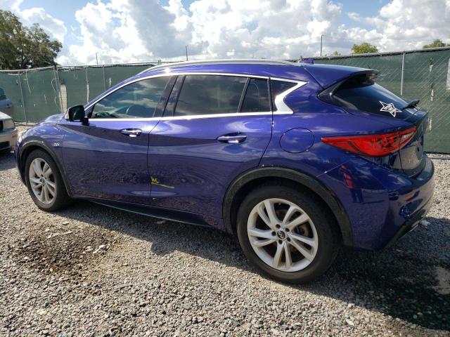 SJKCH5CP9JA045152 - 2018 INFINITI QX30 BASE أزرق صورة 2