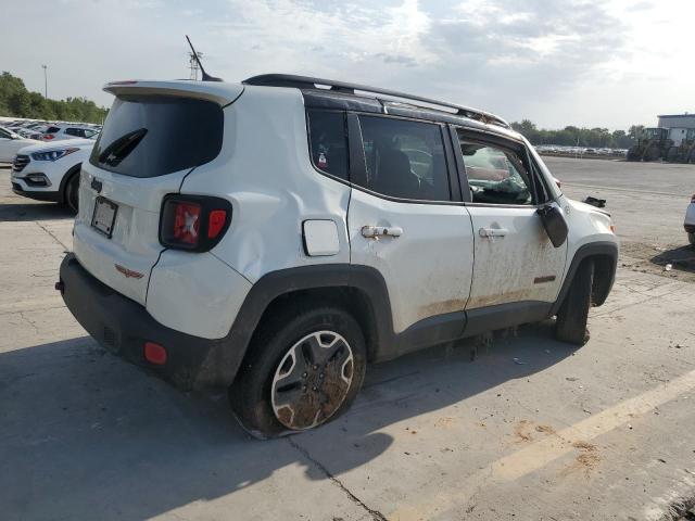 ZACCJBCB6HPE86435 - 2017 JEEP RENEGADE TRAILHAWK WHITE photo 3