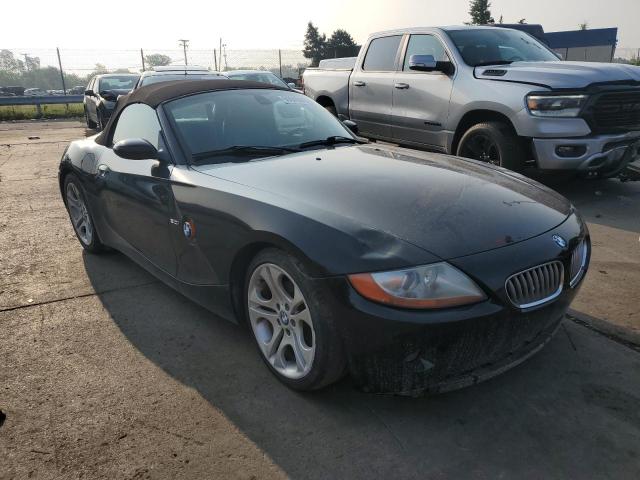 4USBT53514LT25582 - 2004 BMW Z4 3.0 BLACK photo 4