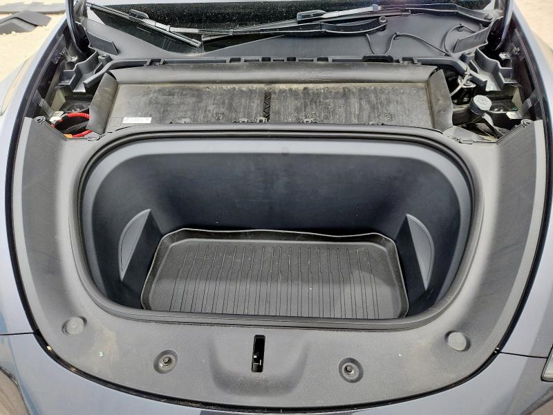 7SAYGAEE4RF194736 - 2024 TESLA MODEL Y Szary zdjęcie 12