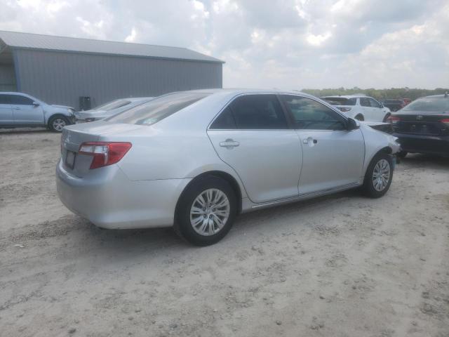 4T1BF1FK1DU659446 - 2013 TOYOTA CAMRY L SILVER photo 3