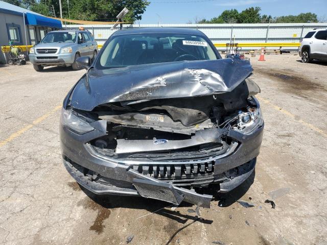 3FA6P0H70JR125773 - 2018 FORD FUSION SE GRAY photo 5