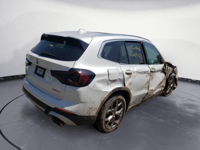 WBX57DP06NN155552 - 2022 BMW X3 XDRIVE30I WHITE photo 3