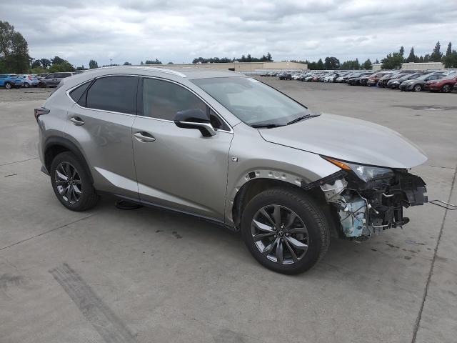 JTJYARBZ3J2090778 - 2018 LEXUS NX 300 BASE Argent photo 4