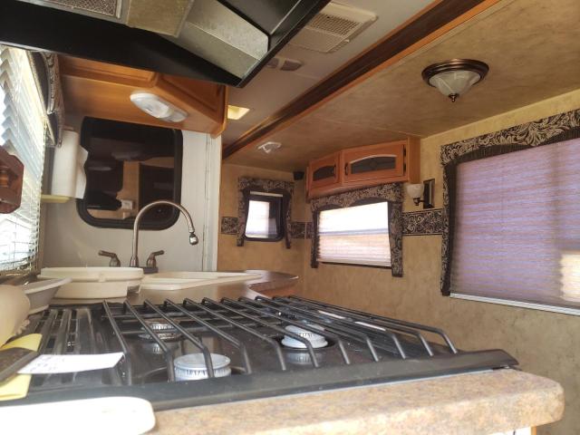 4YDT31R25A7202143 - 2010 KEY HORNET WHITE photo 6