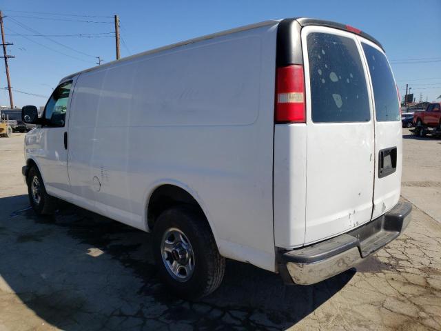 1GTEG15XX61102700 - 2006 GMC SAVANA G1500 WHITE photo 2