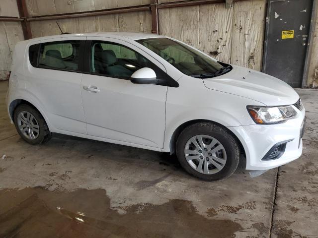 1G1JG6SB3K4132868 - 2019 CHEVROLET SONIC Blanc photo 4