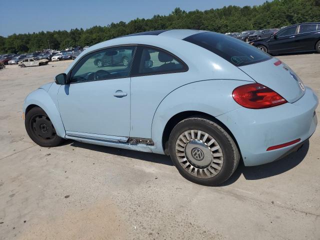 3VWJX7AT4DM672001 - 2013 VOLKSWAGEN BEETLE BLUE photo 2