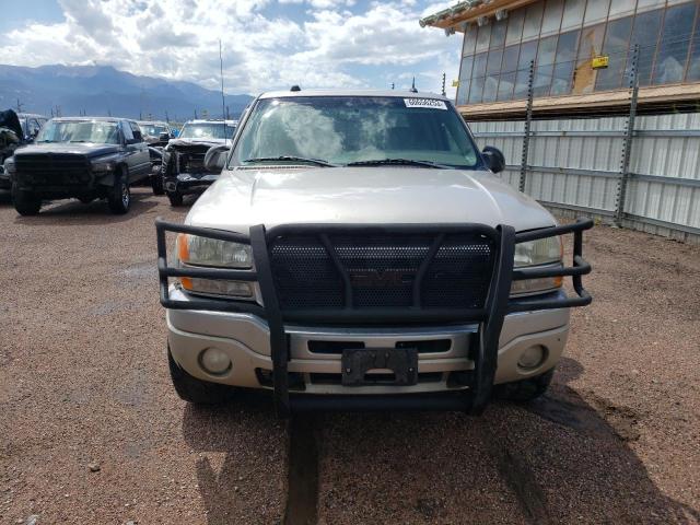 1GTGK23U24F160483 - 2004 GMC SIERRA K2500 CREW CAB TAN photo 5