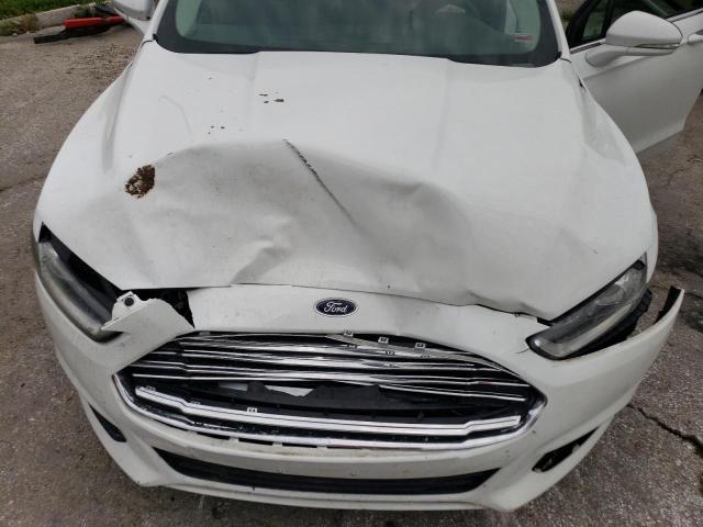 3FA6P0H78GR152504 - 2016 FORD FUSION SE WHITE photo 11