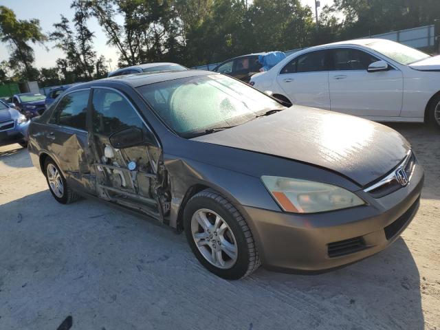 1HGCM56726A054780 - 2006 HONDA ACCORD EX GRAY photo 4