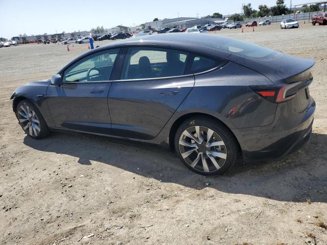 5YJ3E1EA5SF876184 - 2025 TESLA MODEL 3 灰色 照片 2