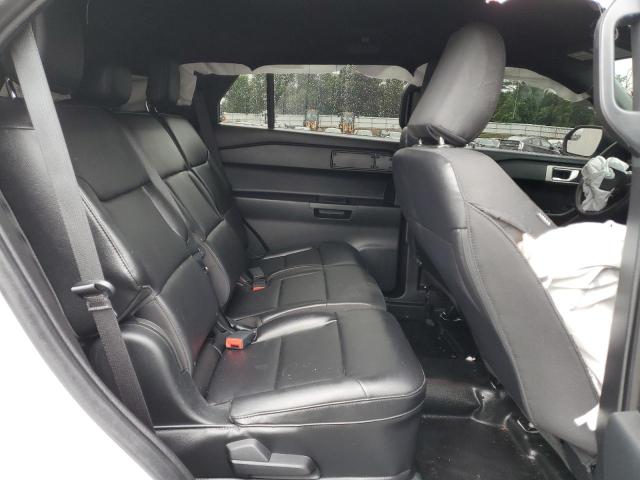 1FM5K8ABXMGA17492 - 2021 FORD EXPLORER POLICE INTERCEPTOR WHITE photo 11