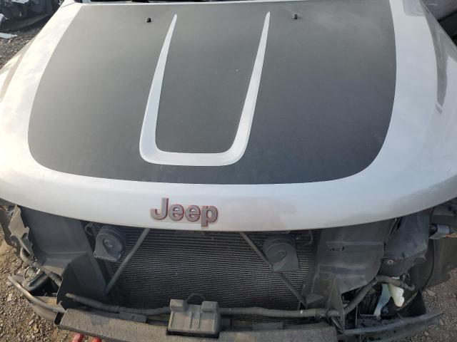 1C4RJFLTXHC700177 - 2017 JEEP GRAND CHER TRAILHAWK 银色 照片 12