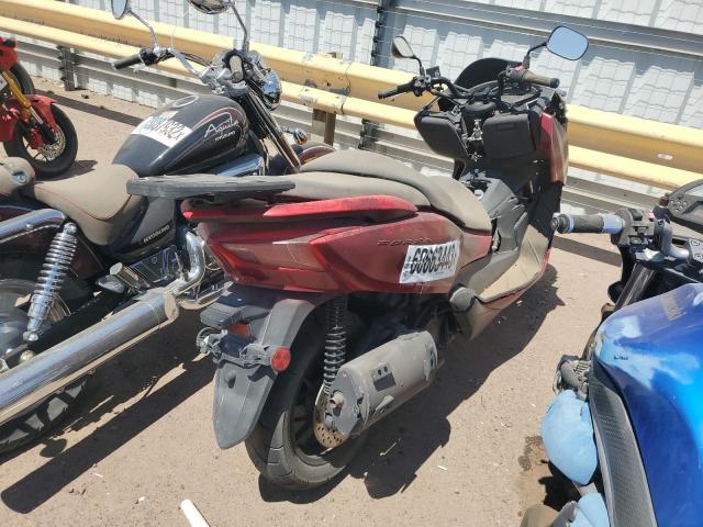 MLHNF0409E5000147 - 2014 HONDA NSS300 RED photo 4