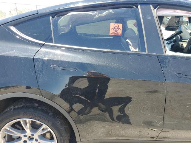 7SAYGDEE9RF006911 - 2024 TESLA MODEL Y Schwarz Foto 11