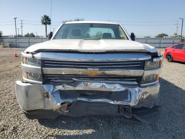 1GC0CUEG7HZ338362 - 2017 CHEVROLET SILVERADO C2500 HEAVY DUTY WHITE photo 5