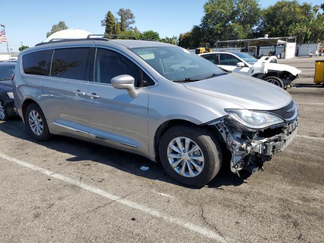 2C4RC1BG3HR747270 - 2017 CHRYSLER PACIFICA TOURING L SILVER photo 4