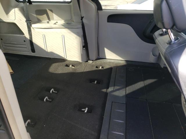 2C4RC1BG5CR344061 - 2012 CHRYSLER TOWN & COU TOURING SILVER photo 6