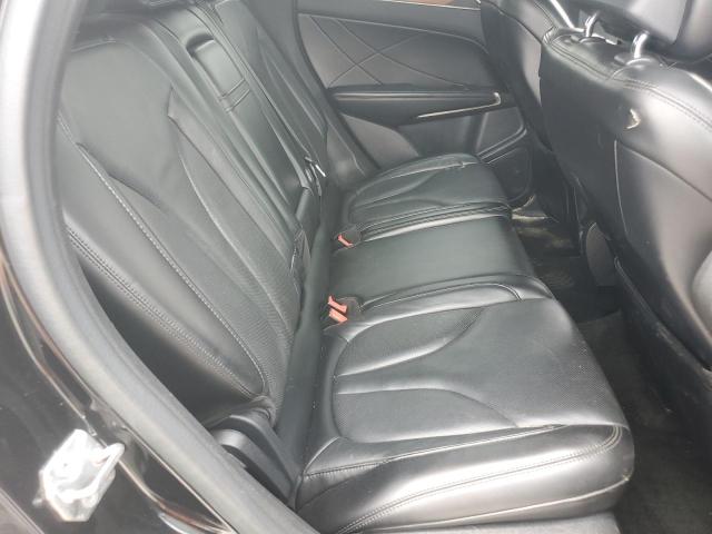 5LMTJ3DH2GUJ11088 - 2016 LINCOLN MKC RESERVE შავი ფოტო 10