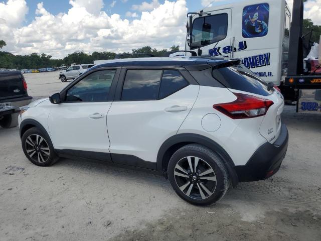 3N1CP5CU4KL497048 - 2019 NISSAN KICKS S WHITE photo 2