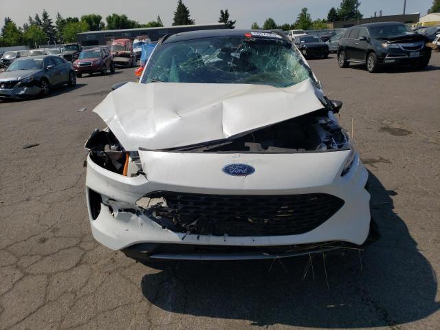 1FMCU9BZ7LUC53780 - 2020 FORD ESCAPE SE SPORT WHITE photo 5