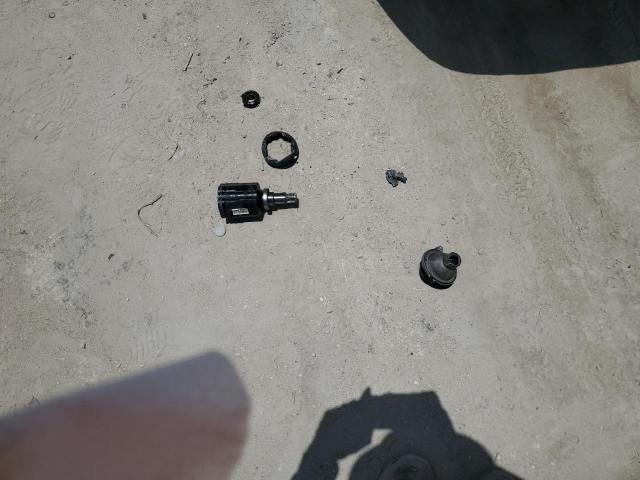 LRBFX1SA9JD007376 - 2018 BUICK ENVISION ESSENCE فضي صورة 13