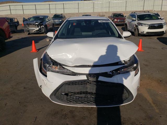 5YFEPMAE9NP370265 - 2022 TOYOTA COROLLA LE 白色 照片 5