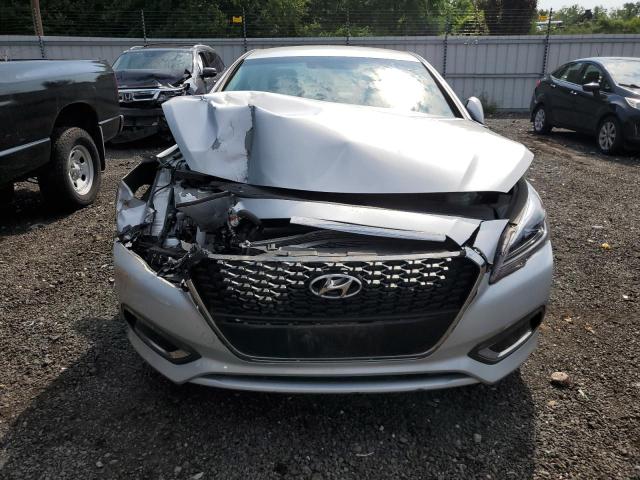 KMHE24L10GA014377 - 2016 HYUNDAI SONATA HYBRID SILVER photo 5