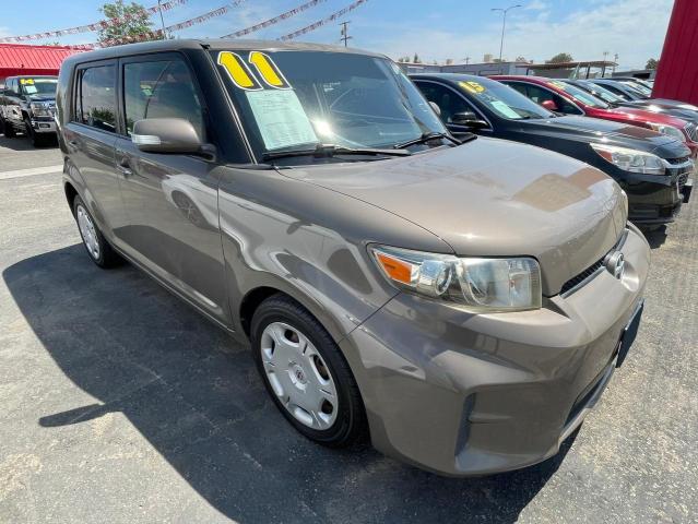 JTLZE4FE8B1121878 - 2011 TOYOTA SCION XB BROWN photo 1