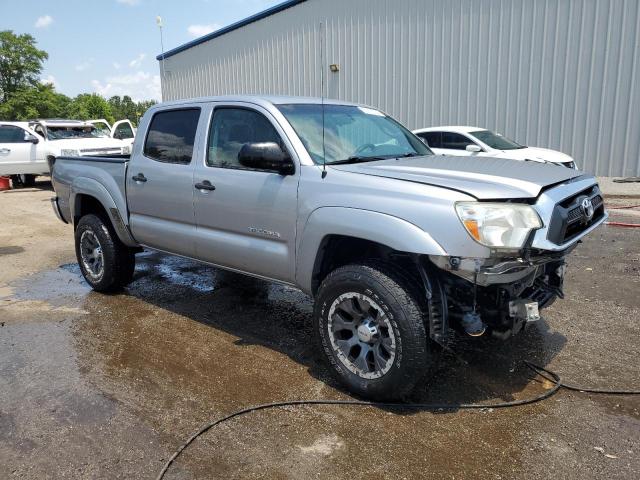 5TFJU4GN4EX062792 - 2014 TOYOTA TACOMA DOUBLE CAB PRERUNNER SILVER photo 4