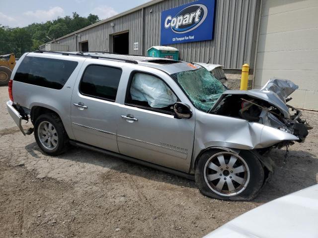 1GNSKKE7XCR121355 - 2012 CHEVROLET SUBURBAN K1500 LTZ SILVER photo 4