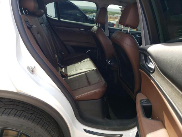 ZASFAKBN4J7B85665 - 2018 ALFA ROMEO STELVIO TI WHITE photo 11