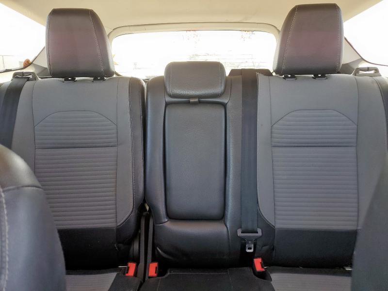 1FMCU0GD0HUC24623 - 2017 FORD ESCAPE SE BLUE photo 10