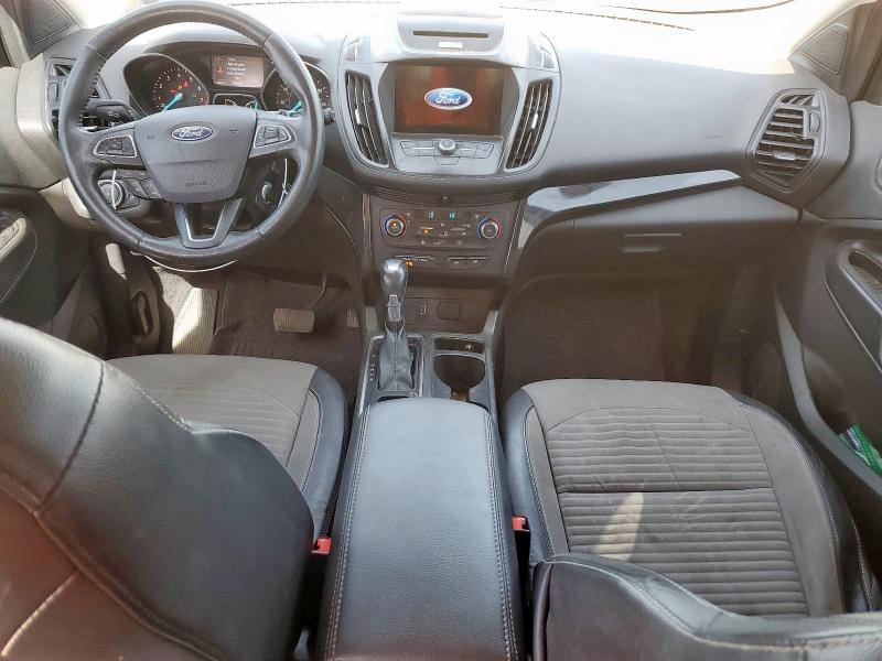 1FMCU0GD0HUC24623 - 2017 FORD ESCAPE SE BLUE photo 8