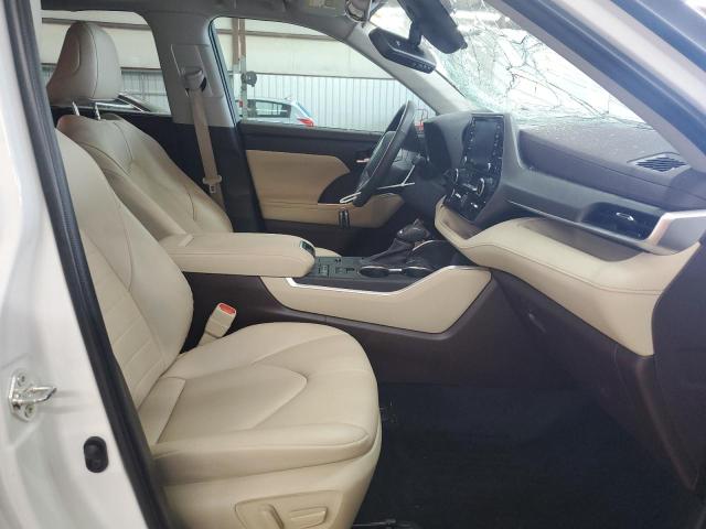 5TDGZRAH5NS123827 - 2022 TOYOTA HIGHLANDER XLE 白色 照片 7